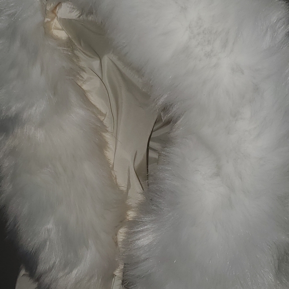 New Cute Winter Jacket - Picture 5 of 16